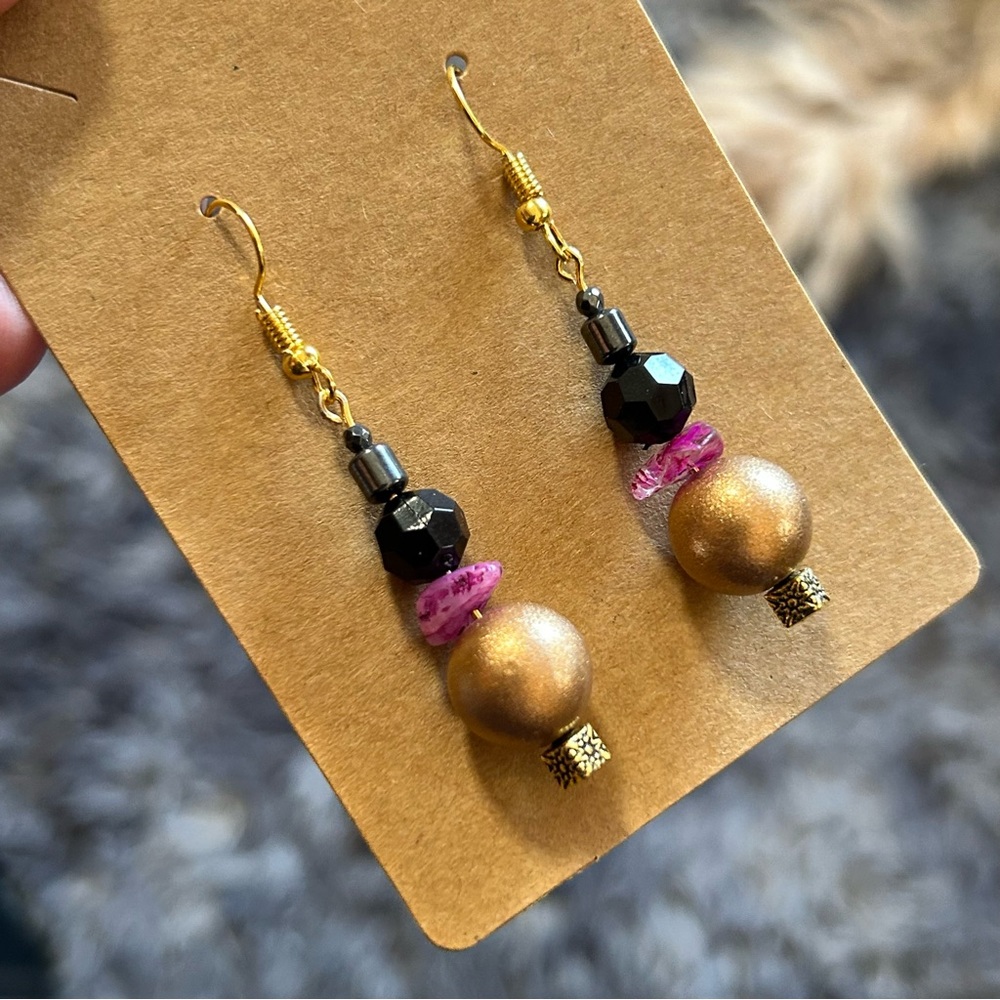 Handcrafted elegant matte vintage bead faceted hematite earrings